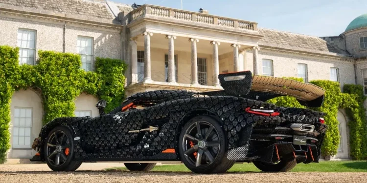 LEGO-Koenigsegg3-750×422-1