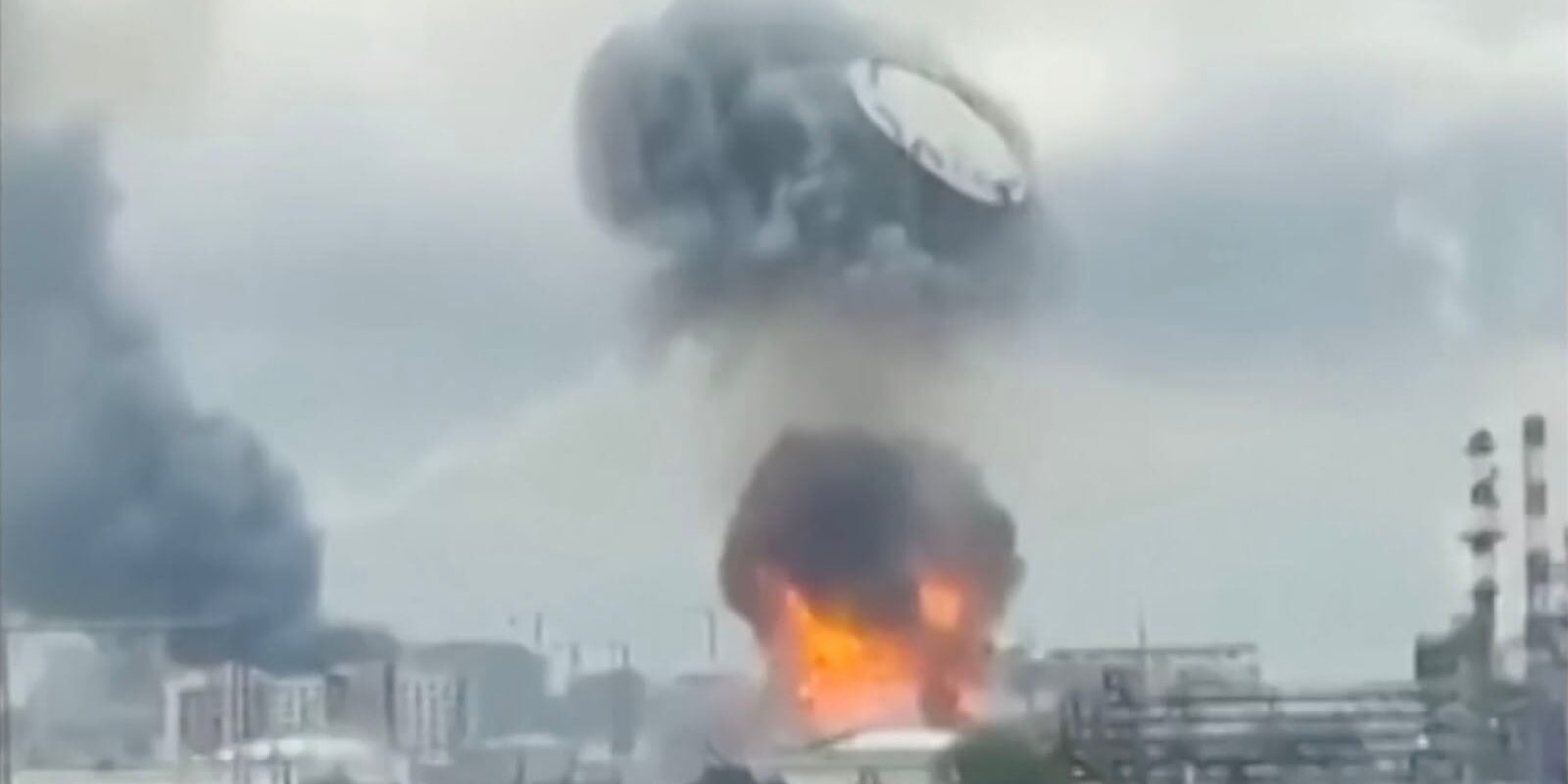 Moscow-Oil-Refinery-Explosion