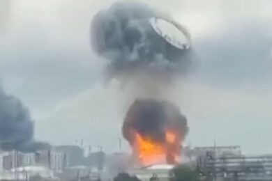 Moscow-Oil-Refinery-Explosion