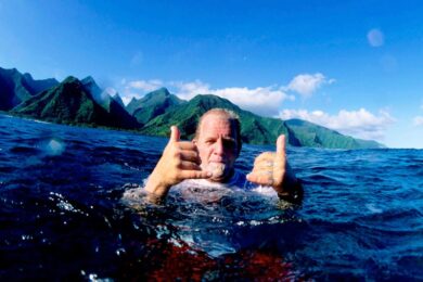2-hank-foto-surfing-photographer-dies