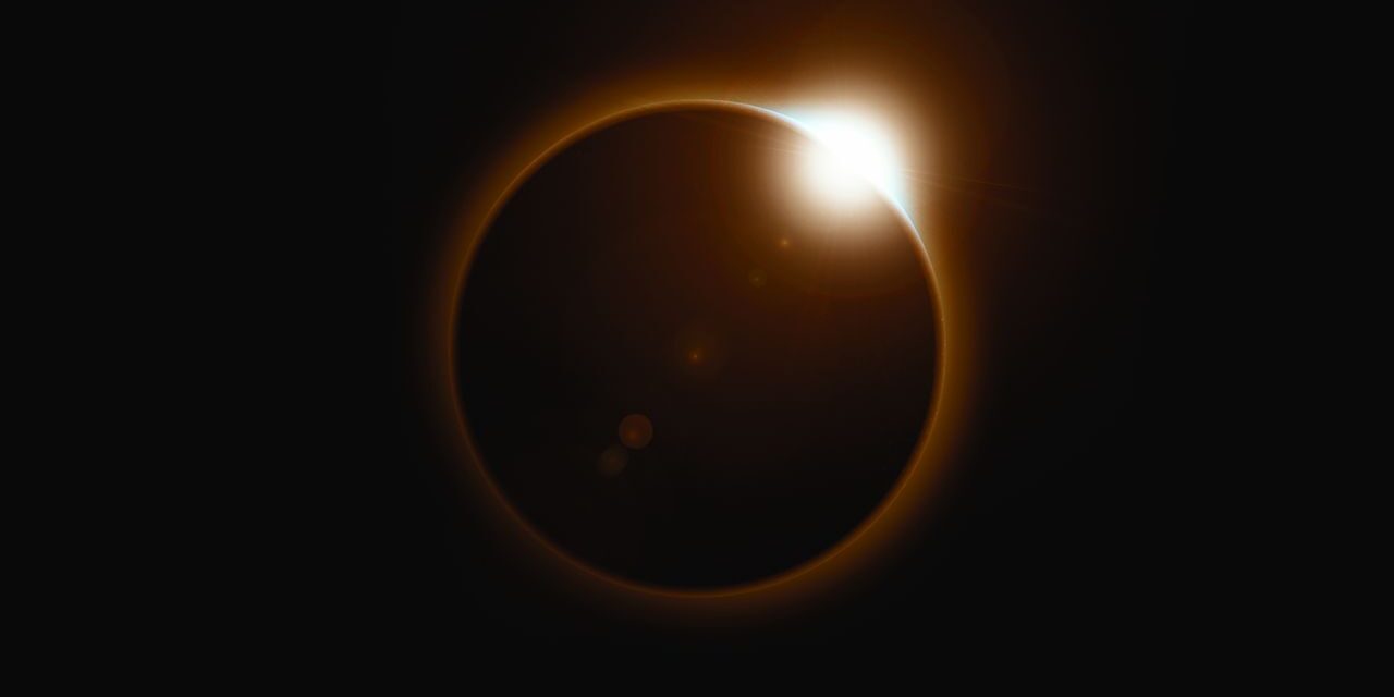Stunning solar eclipse