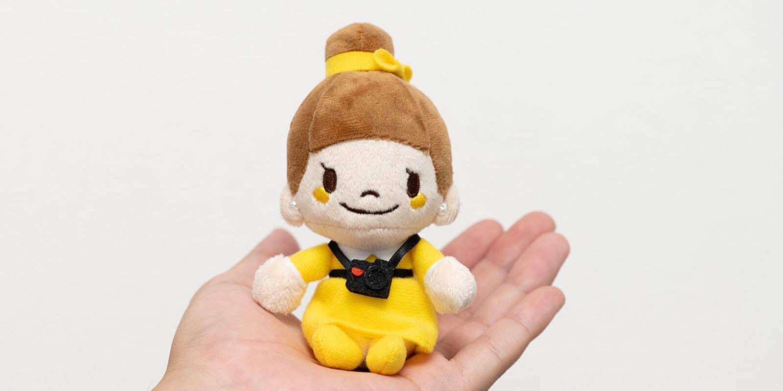 Nikon-chan-Plushie