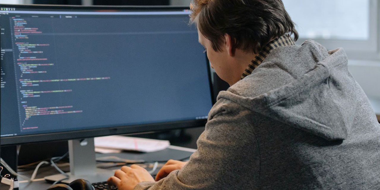 it-employee-fixed-internet-another-took-credit-cover_720