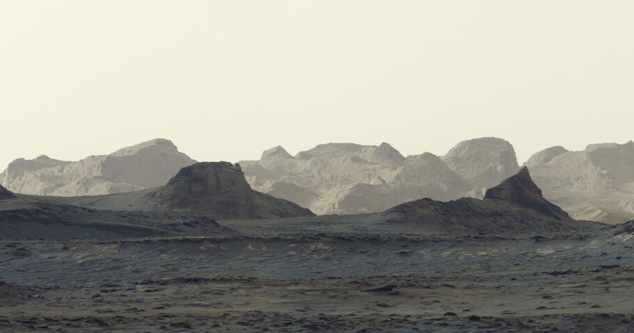 Yardang-Layer-Curiosity